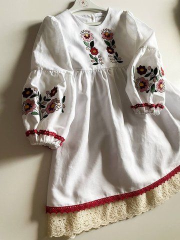 Сукня для дівчинки з вишивкою, біла Квіти, 86 см Д001045 фото