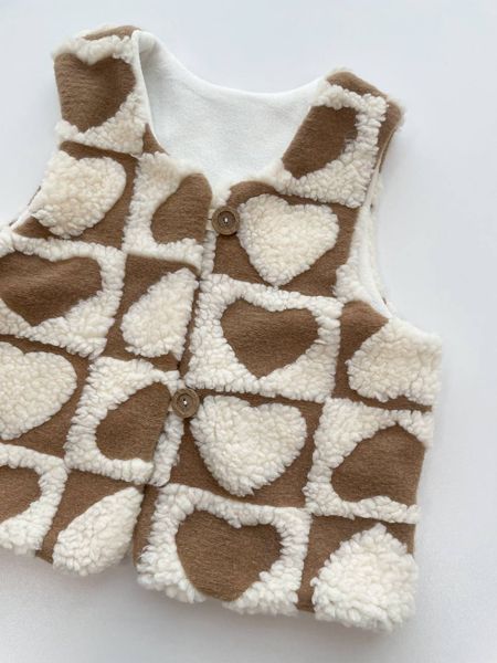 Girls&rsquo; Vest Hearts, Cinnamon, 1-2 years